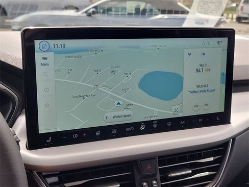 New 2025 Ford Escape SE w/ PHEV Premium Package image 23