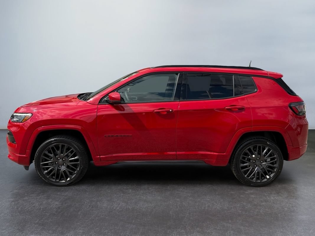 Used 2022 Jeep Compass Limited w/ (RED) Package AWD/4WD image 8