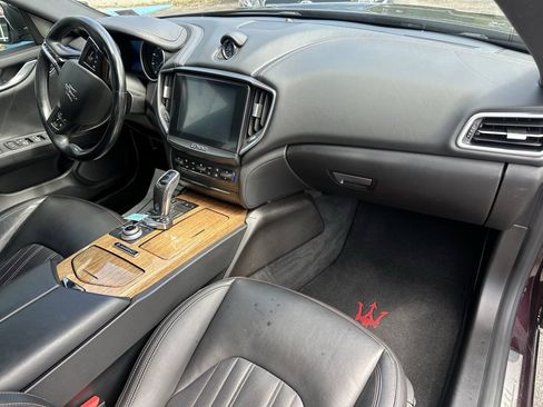 Used 2019 Maserati Ghibli RWD image 15
