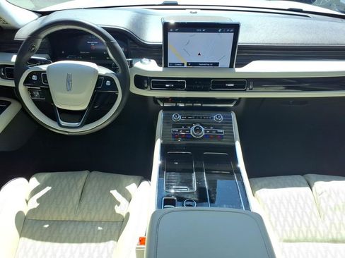 Used 2024 Lincoln Aviator Black Label w/ Jet Package image 16