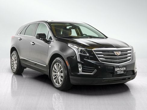 Used 2017 Cadillac XT5 Luxury w/ Driver Awareness Package FWD image 7