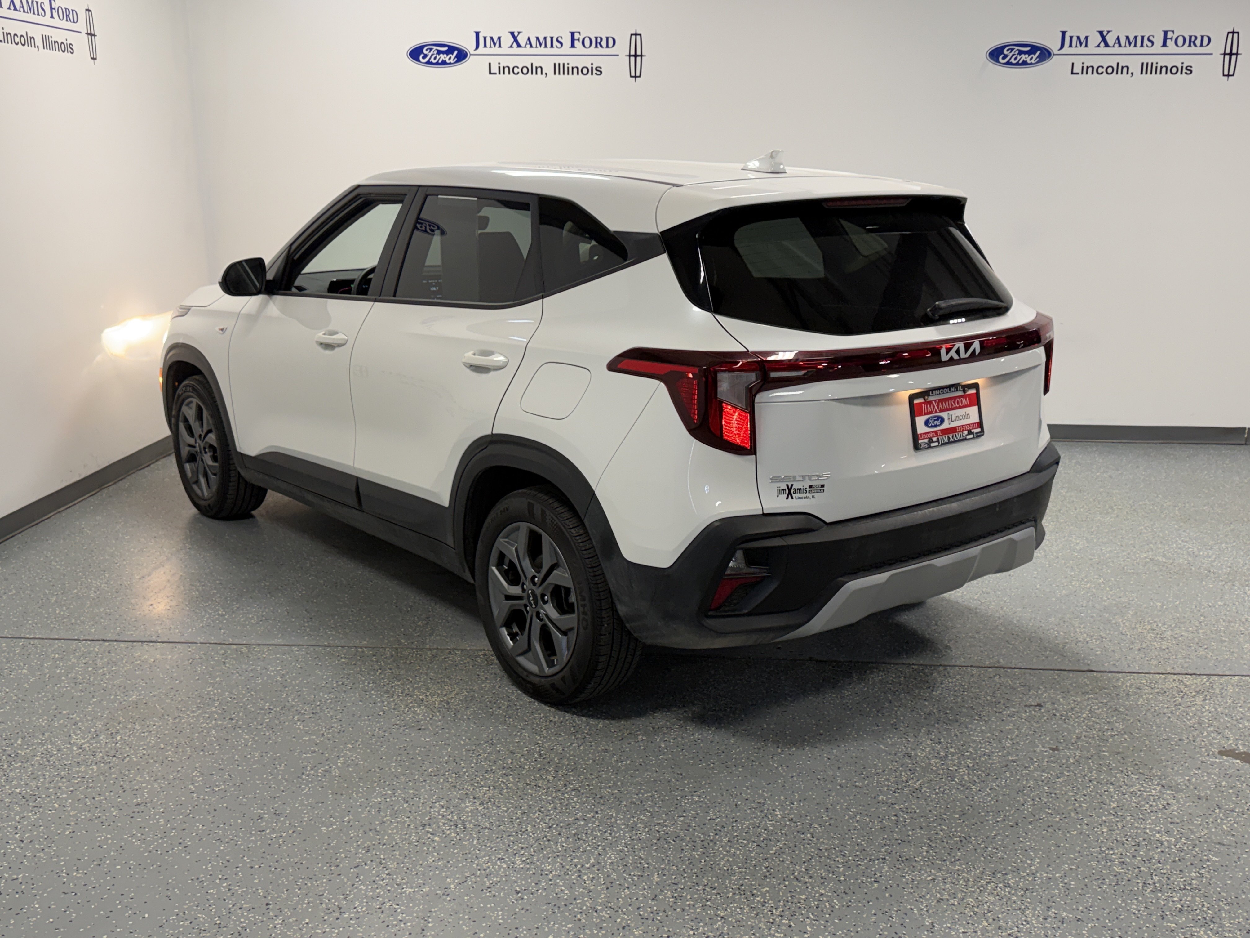 Used 2026 Kia Seltos LX FWD image 31