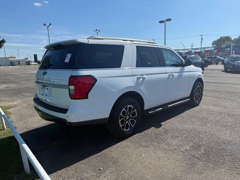 Used 2023 Ford Expedition XL RWD image 3