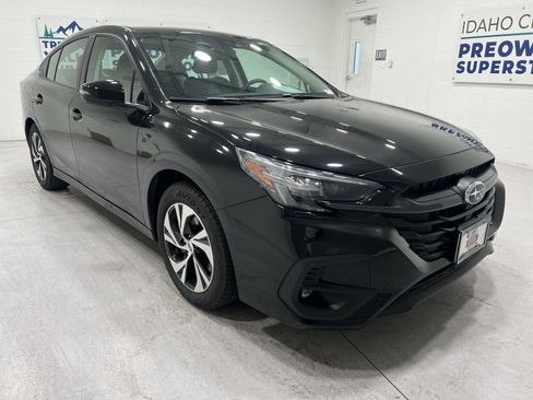 Certified 2025 Subaru Legacy Premium AWD/4WD image 2