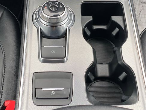 Certified 2022 Ford Edge SEL w/ Convenience Package image 11