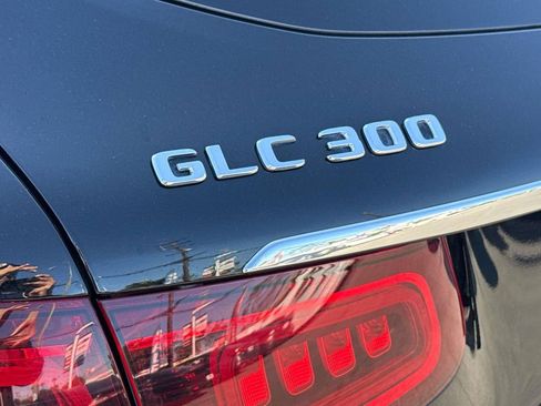 Used 2022 Mercedes-Benz GLC 300 4MATIC image 6
