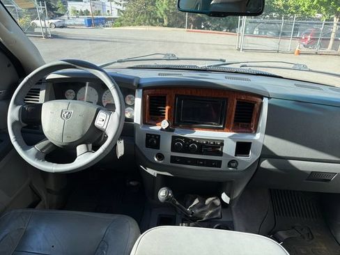 Used 2007 Dodge Ram 3500 Truck Laramie AWD/4WD image 11