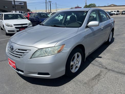 Used 2007 Toyota Camry CE FWD image 3