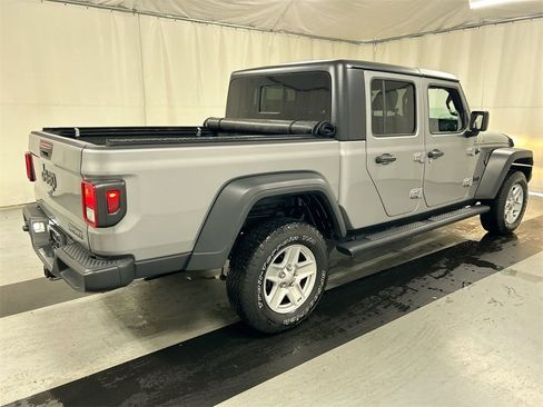 Used 2020 Jeep Gladiator Sport w/ Quick Order Package 23S image 2
