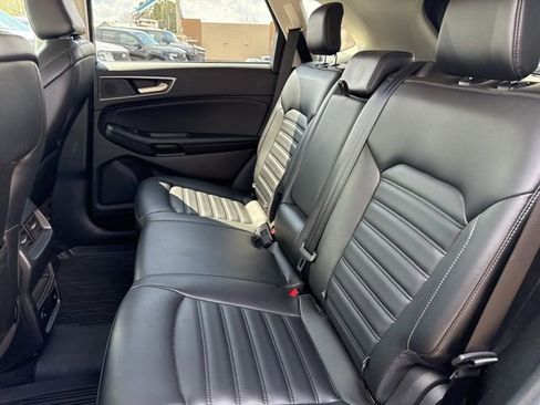 Used 2023 Ford Edge SEL w/ Convenience Package image 10