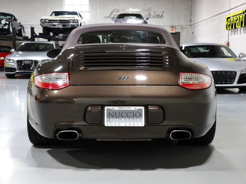 Used 2011 Porsche 911 Cabriolet image 9