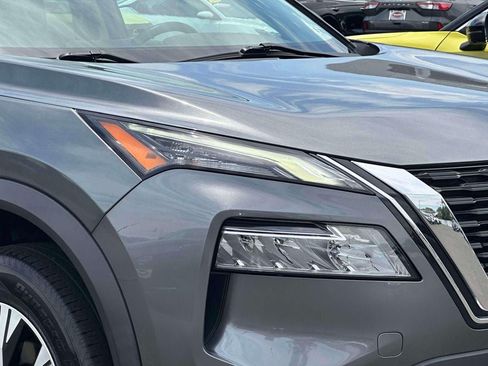 Used 2022 Nissan Rogue SV AWD/4WD image 8