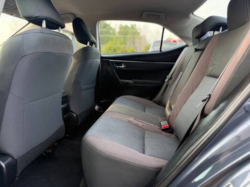 Used 2019 Toyota Corolla LE FWD image 14