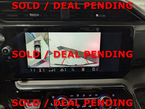 Used 2024 GMC Sierra 2500 AT4 w/ Technology Package AWD/4WD image 31