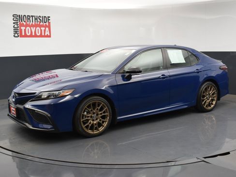 Used 2024 Toyota Camry SE w/ Convenience Package image 8