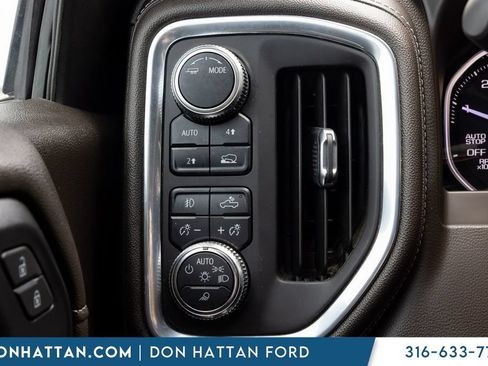 Used 2021 GMC Sierra 1500 SLT w/ SLT Convenience Package AWD/4WD image 11