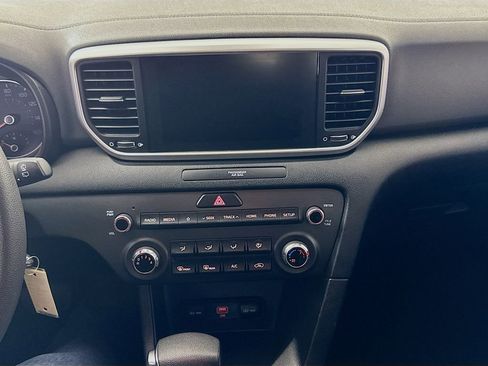 Used 2020 Kia Sportage LX FWD image 17