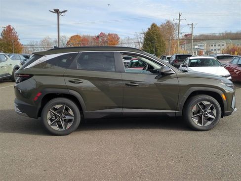 New 2026 Hyundai Tucson SEL image 2