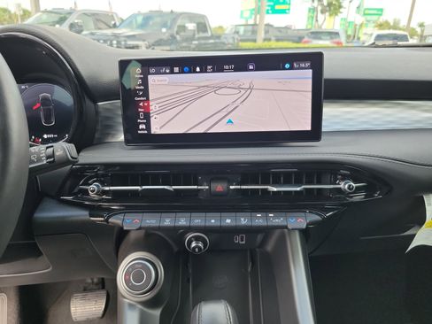 Used 2024 Alfa Romeo Tonale Ti w/ Premium Interior Package image 10