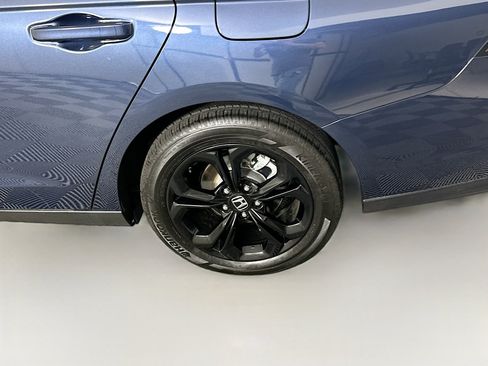 Used 2025 Honda Accord SE image 11