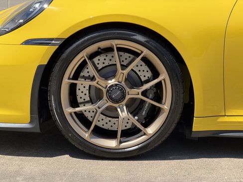 Used 2022 Porsche 911 GT3 RWD image 12
