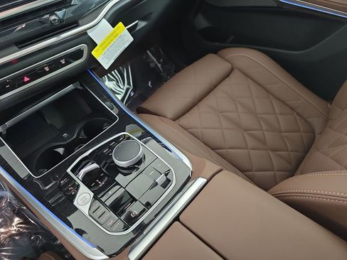 New 2026 BMW X5 xDrive50e AWD/4WD image 25