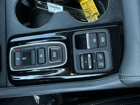 Certified 2025 Honda Pilot EX-L image 22