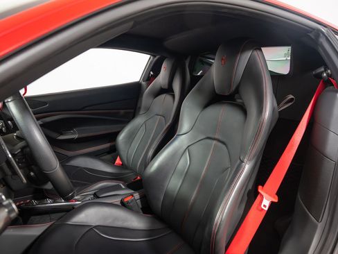 Certified 2021 Ferrari F8 Tributo RWD image 16
