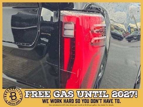 New 2025 GMC Sierra 2500 Denali w/ Denali Reserve Package AWD/4WD image 7