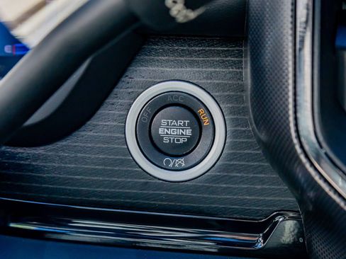 Used 2024 RAM 2500 Limited image 23