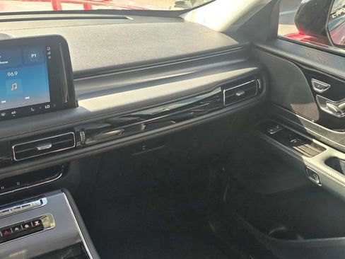 Used 2025 Lincoln Aviator 2WD image 20
