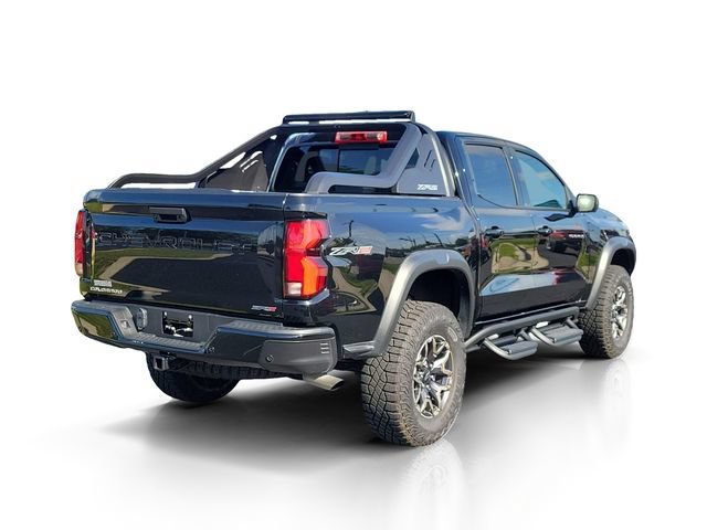 Used 2026 Chevrolet Colorado ZR2 w/ Technology Package AWD/4WD image 4