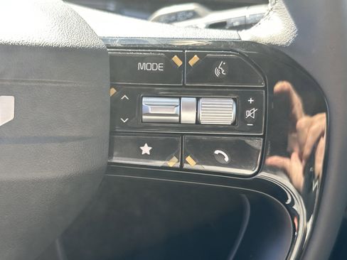 New 2026 Kia Sorento LX FWD image 20
