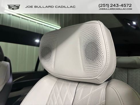 New 2026 Cadillac Escalade IQL Luxury image 7