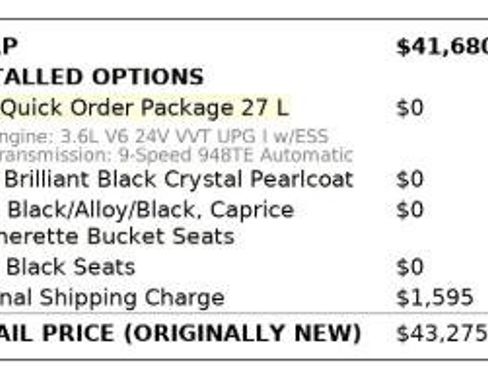 Used 2023 Chrysler Pacifica Touring-L image 6