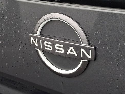 Certified 2022 Nissan Frontier SV image 31