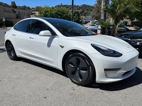Used 2019 Tesla Model 3 Long Range AWD/4WD image 1