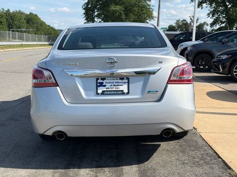 Used 2013 Nissan Altima 2.5 S FWD image 7