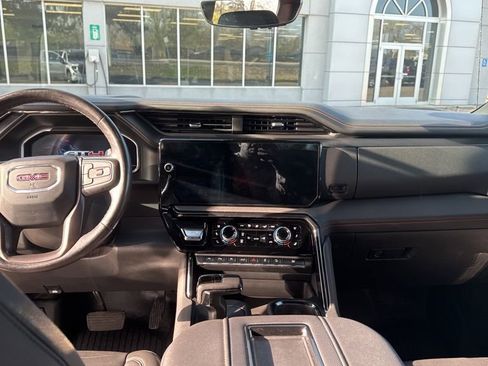 Used 2022 GMC Sierra 1500 AT4 w/ AT4 Premium Package image 7