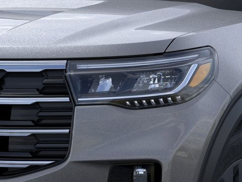 New 2026 Ford Explorer Active w/ Active Comfort Package image 18