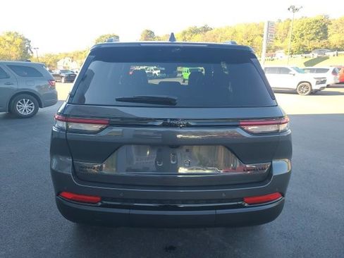 New 2025 Jeep Grand Cherokee Limited w/ Luxury Tech Group II image 4