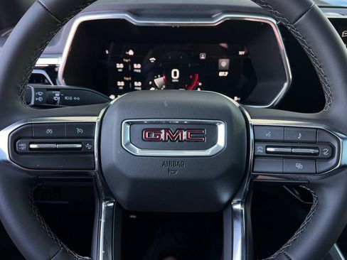 New 2026 GMC Canyon Elevation w/ Convenience Package RWD image 22