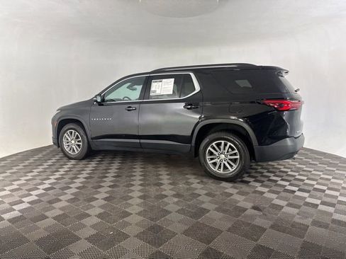 Used 2023 Chevrolet Traverse LT AWD/4WD image 8