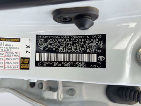 Used 2023 Toyota Corolla LE image 18