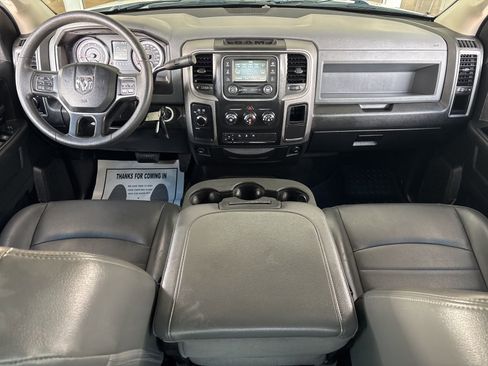 Used 2018 RAM 2500 Tradesman w/ Chrome Appearance Group image 18