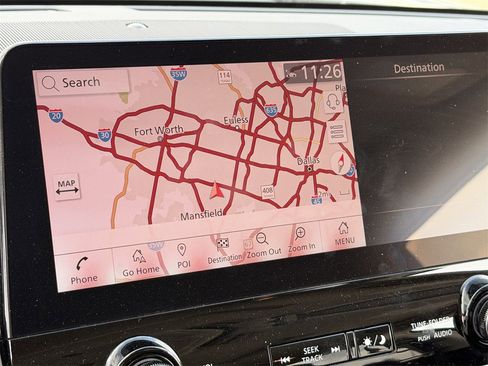 Used 2024 Nissan Armada SL image 18