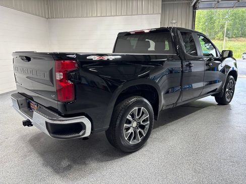Used 2024 Chevrolet Silverado 1500 LT AWD/4WD image 7