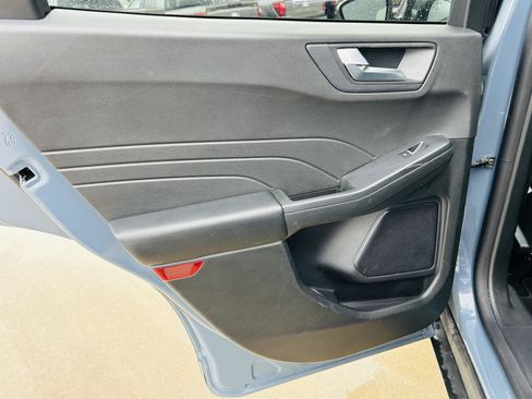 Used 2024 Ford Escape ST-Line w/ Tech Pack #1 AWD/4WD image 28