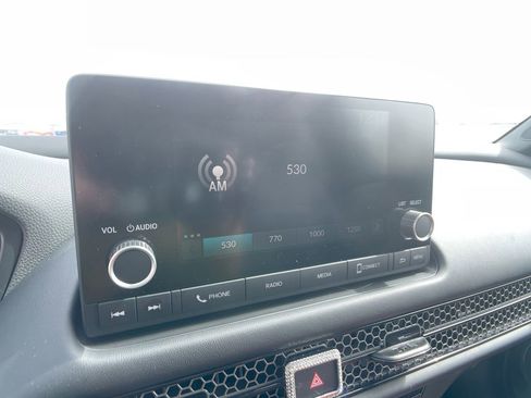 Used 2025 Honda HR-V Sport image 16