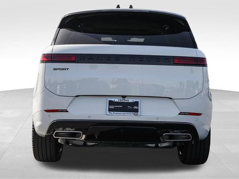 New 2026 Land Rover Range Rover Sport Dynamic SE AWD/4WD image 6